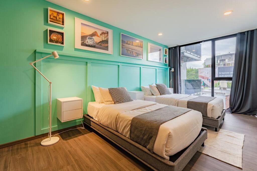 Apartment African Vibes, Roof Top/gym, Across Parque Espana Mexico City